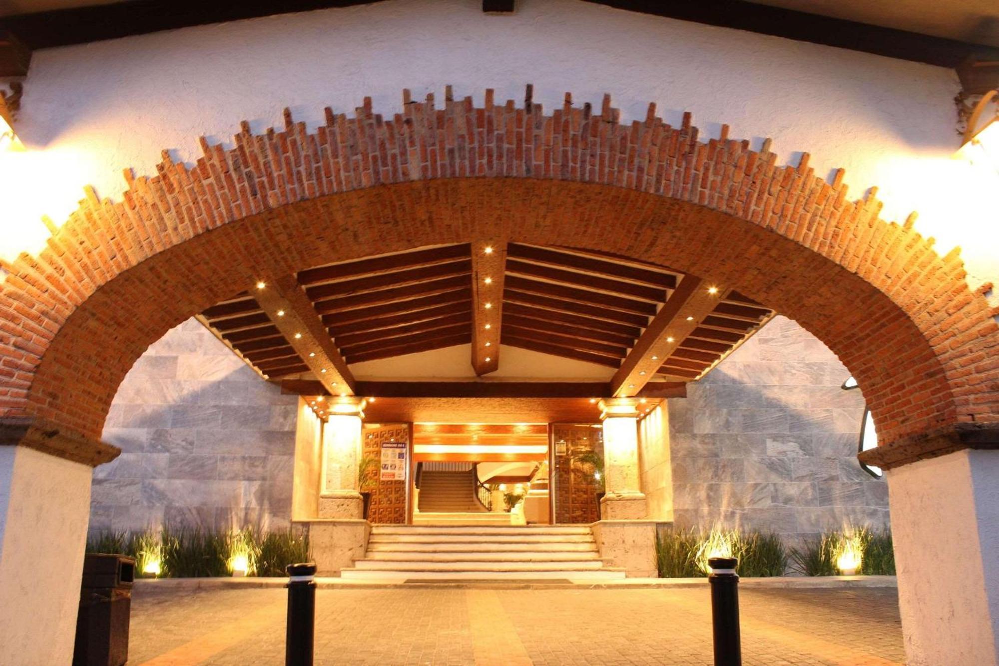 Radisson Hotel Tapatio Guadalajara Aeropuerto Tlaquepaque Exterior foto